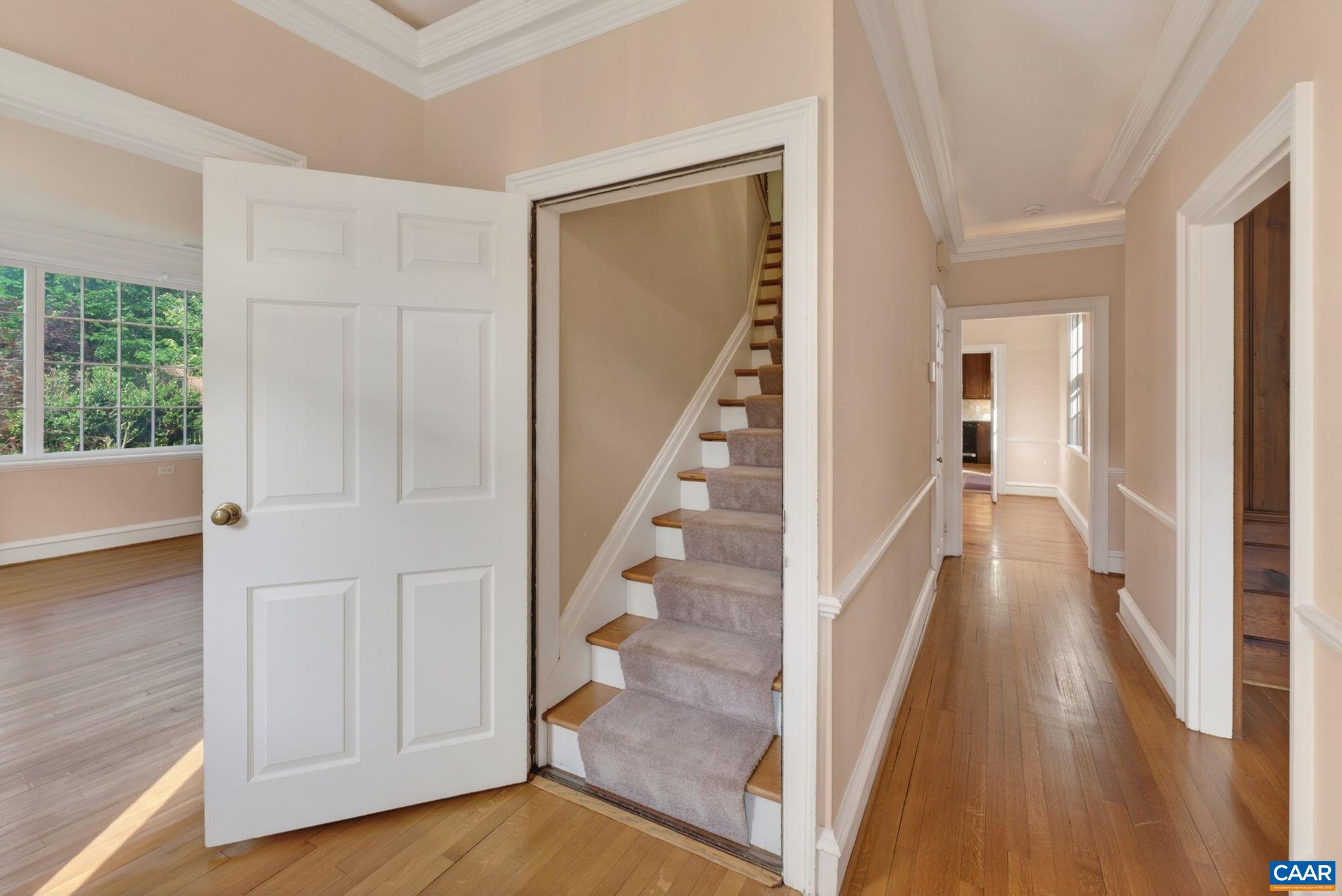 321 ALDERMAN RD