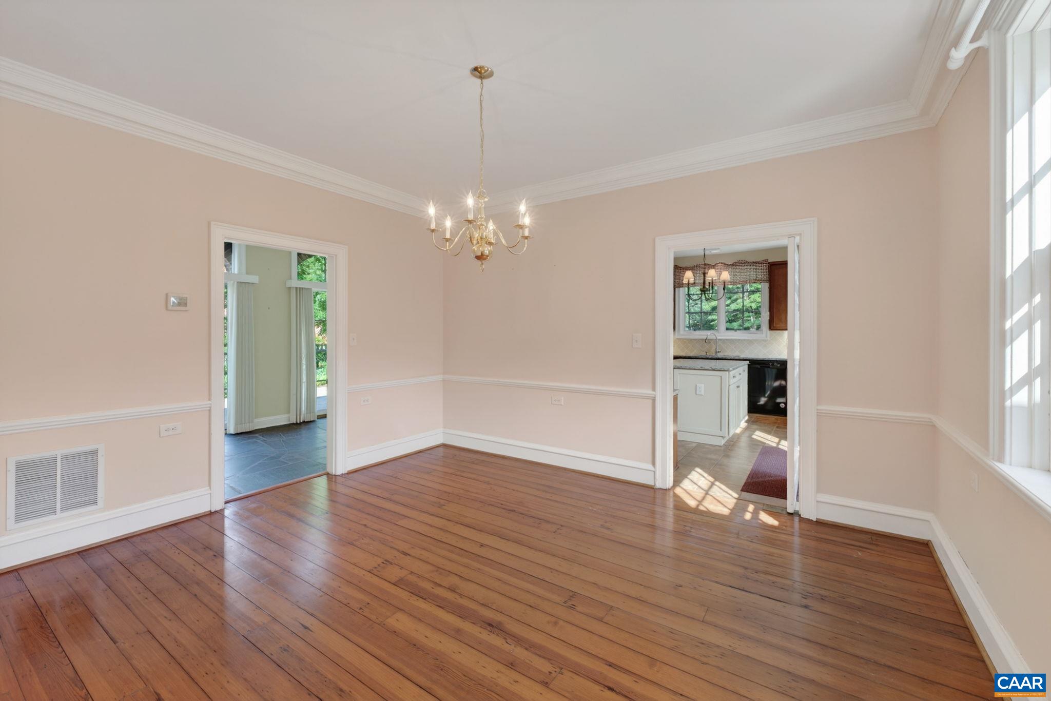 321 ALDERMAN RD