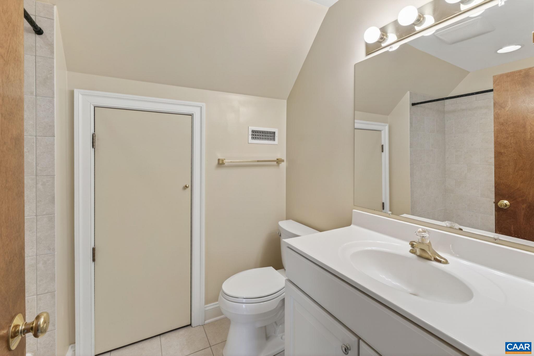 321 ALDERMAN RD