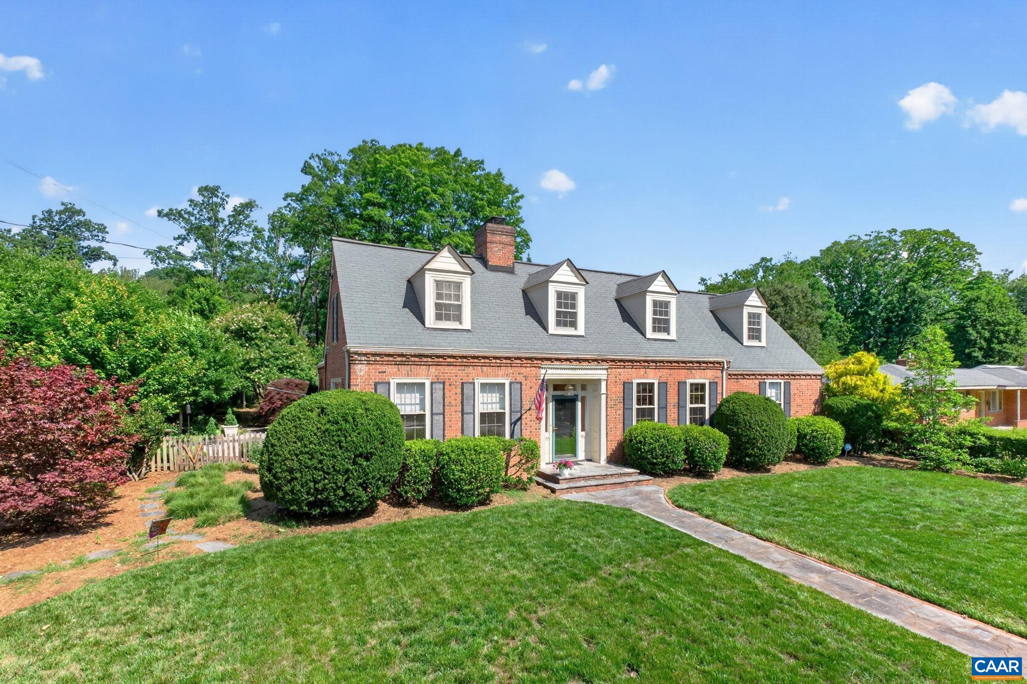321 ALDERMAN RD