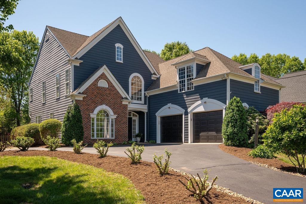 351 GRAYROCK DR