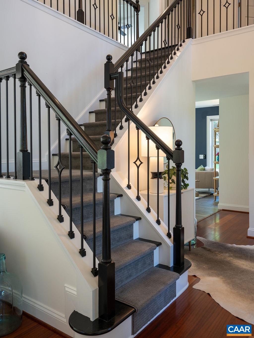 351 GRAYROCK DR