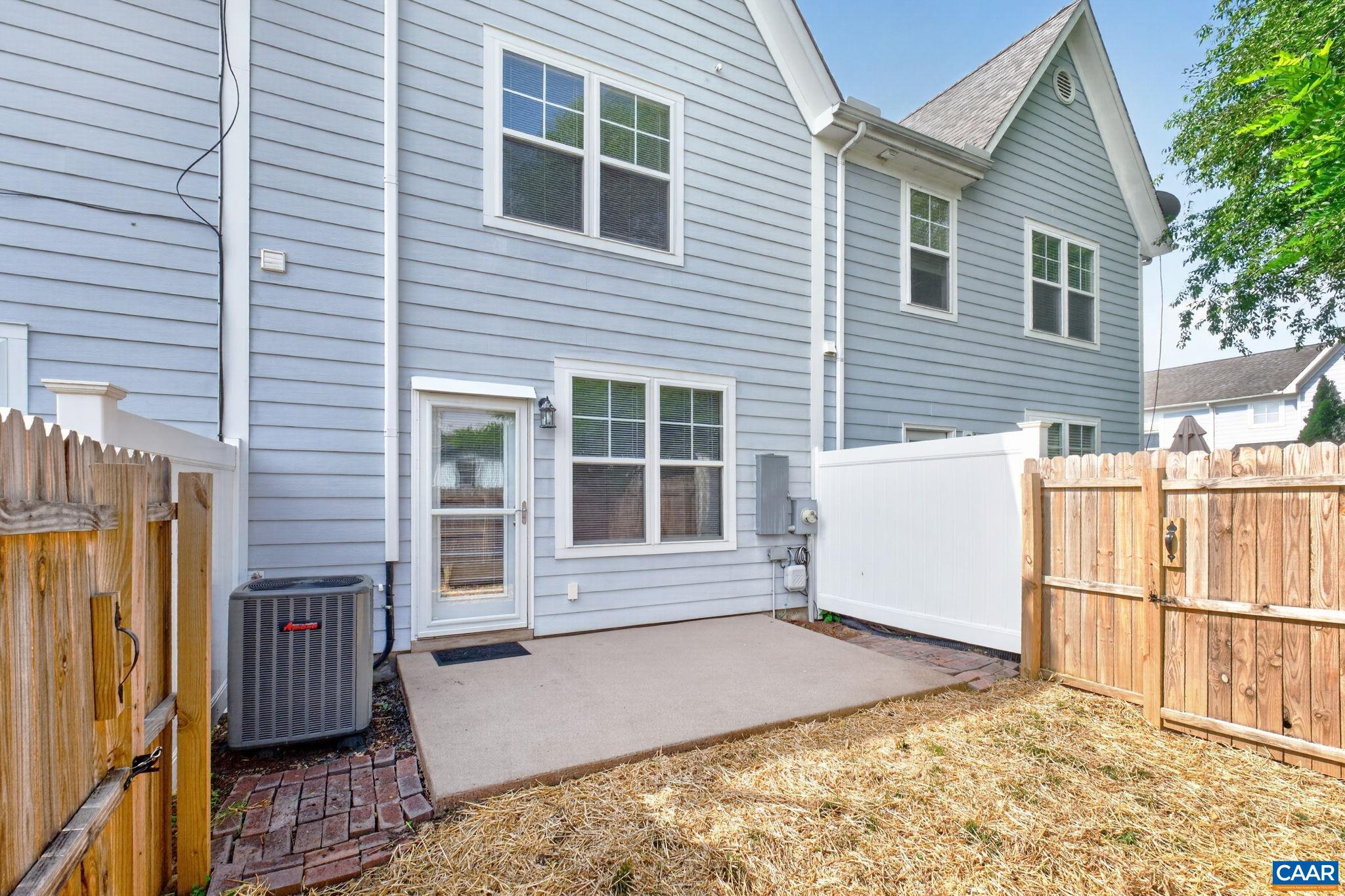 334 MARQUETTE CT
