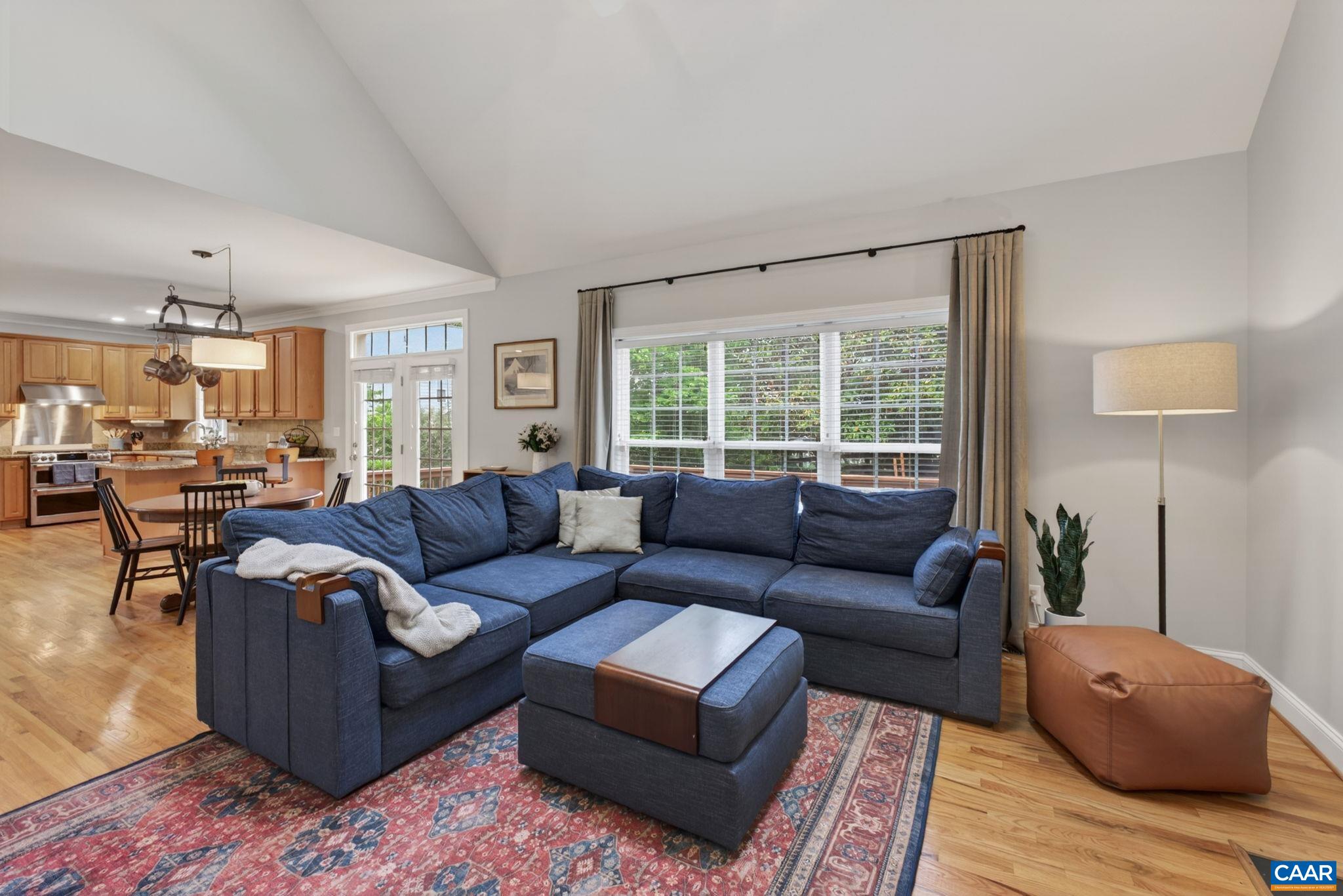 2015 BROWNSTONE LN