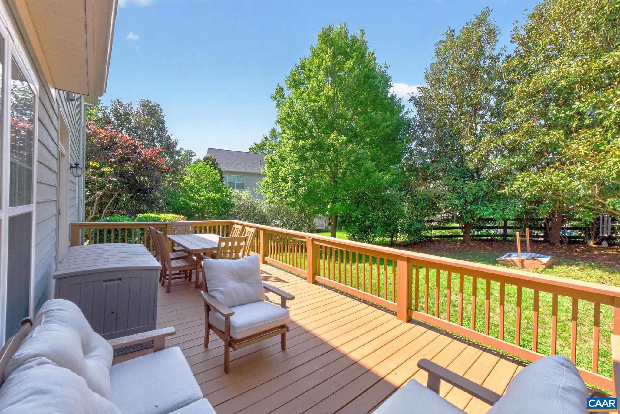 2015 BROWNSTONE LN