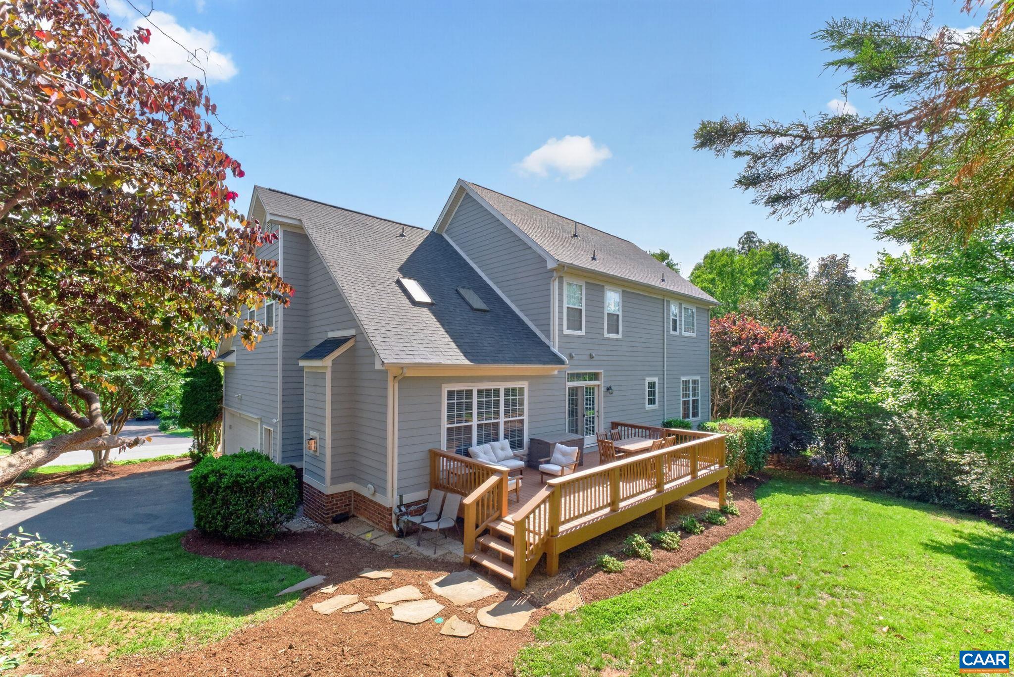 2015 BROWNSTONE LN