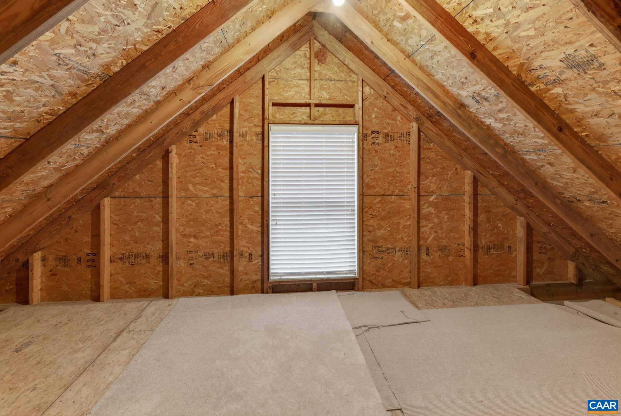 2015 BROWNSTONE LN