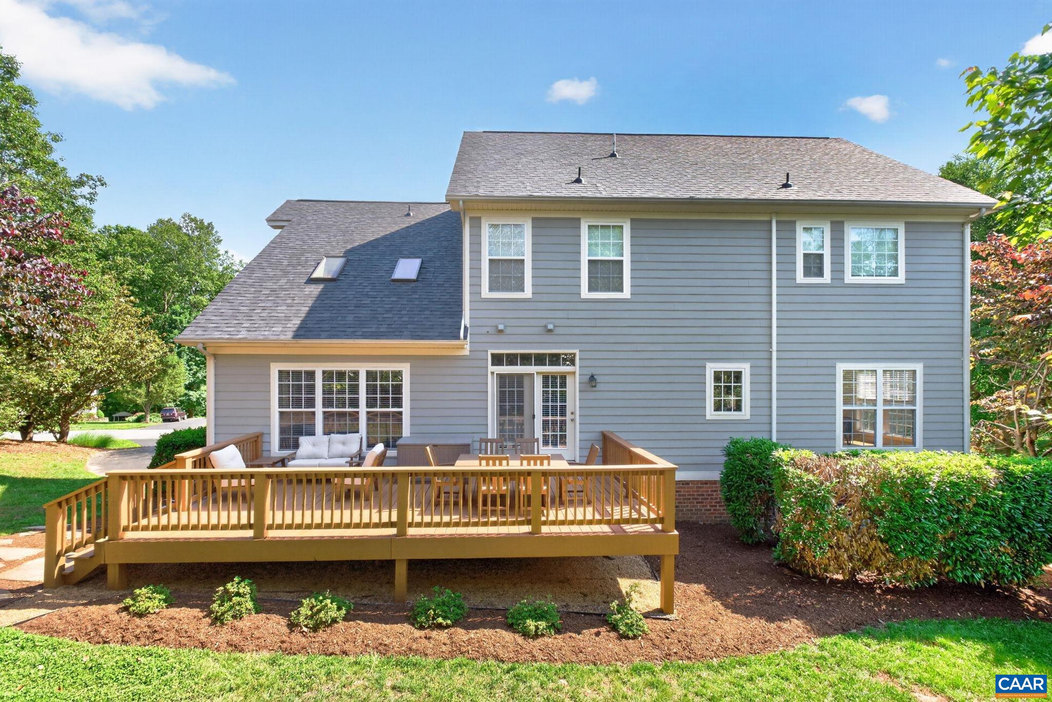 2015 BROWNSTONE LN