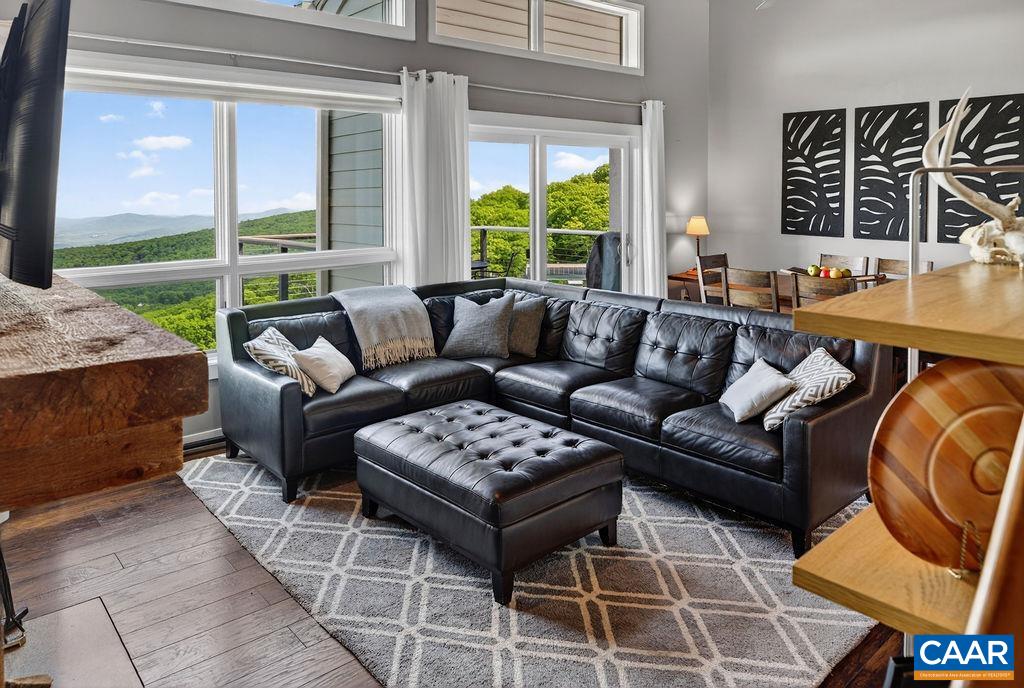 1460 LEDGES CONDOS