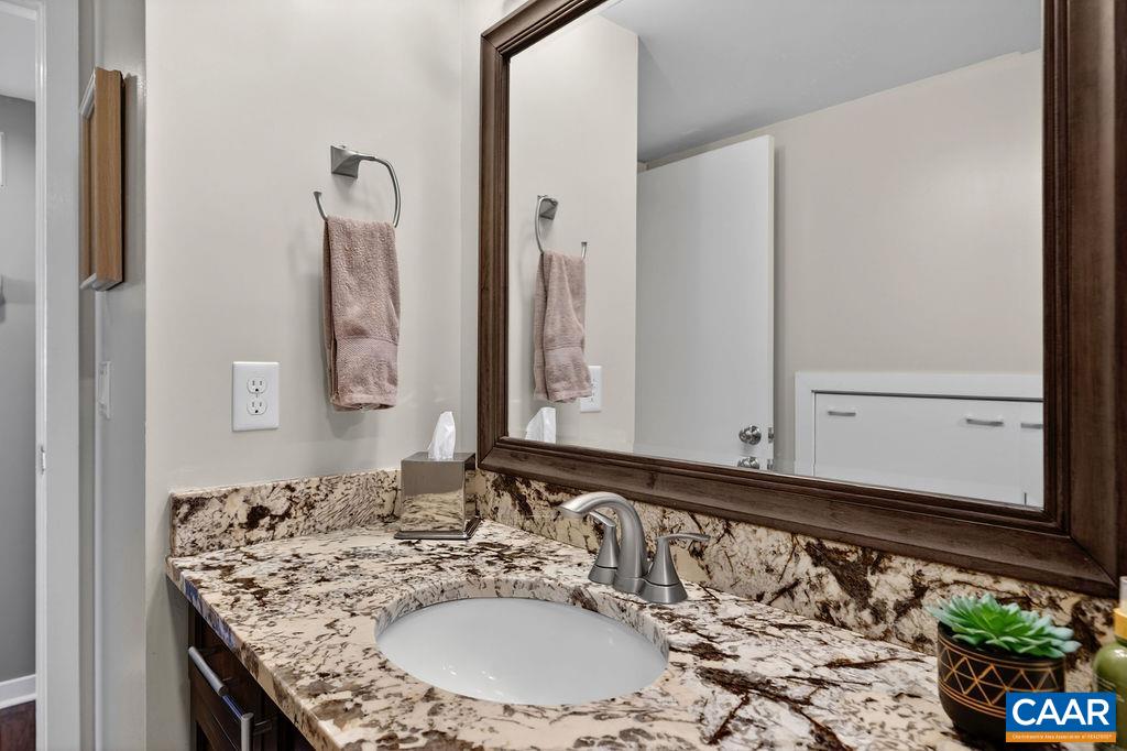 1460 LEDGES CONDOS