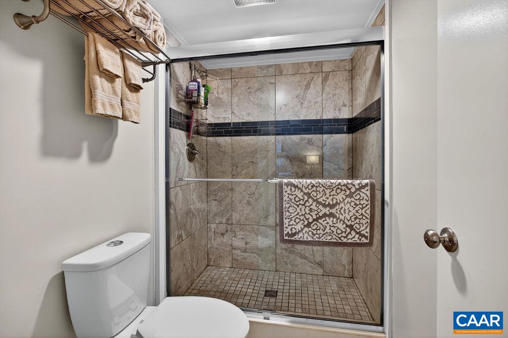 1460 LEDGES CONDOS