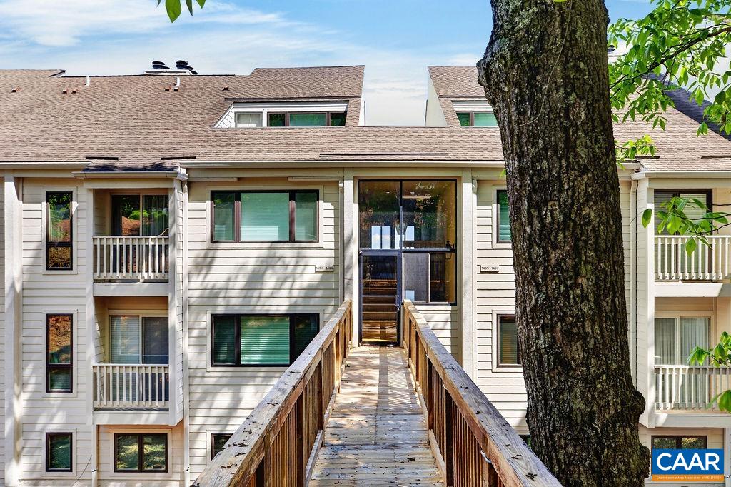 1460 LEDGES CONDOS