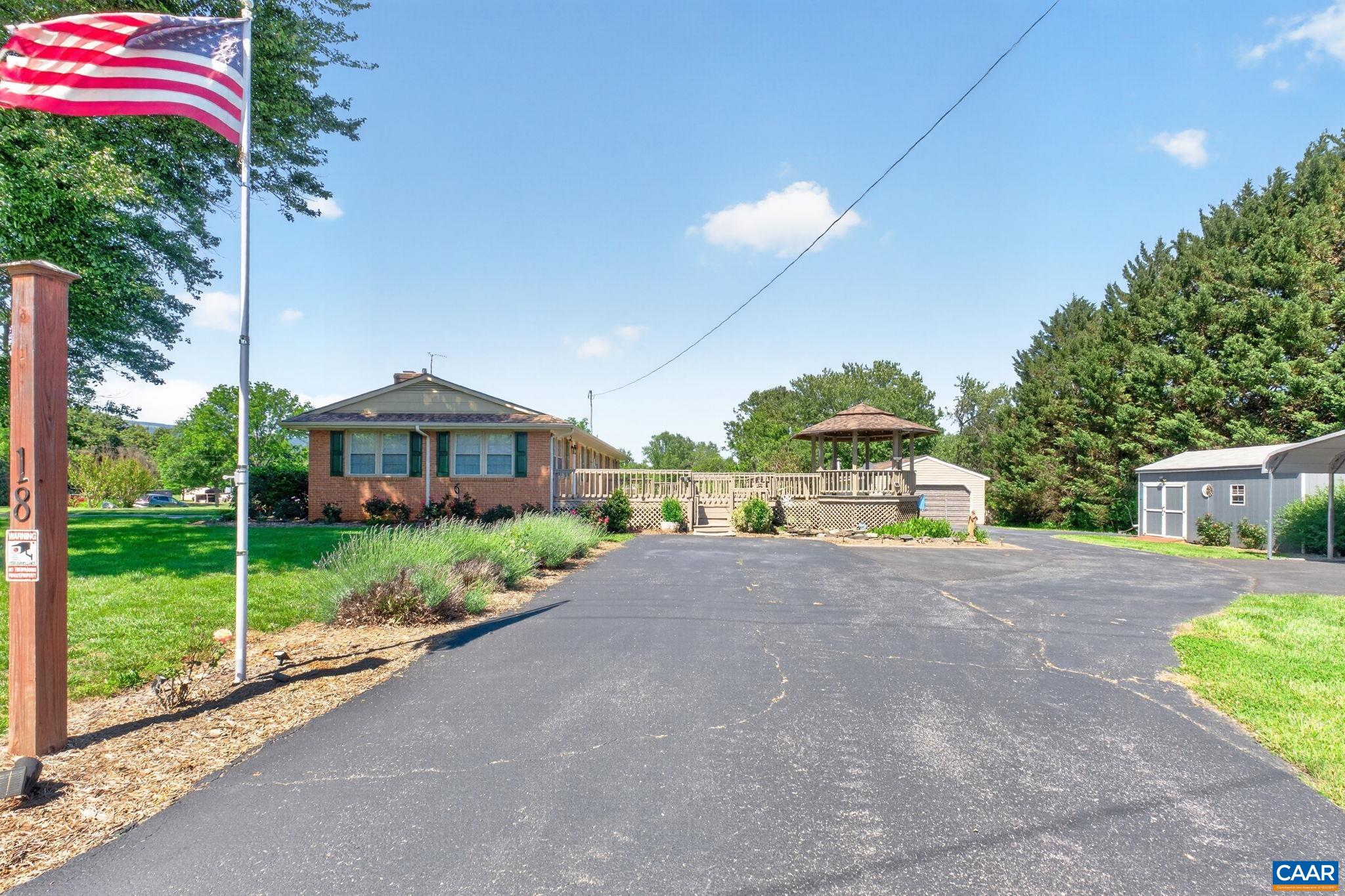 18 WINDY ACRES CIR