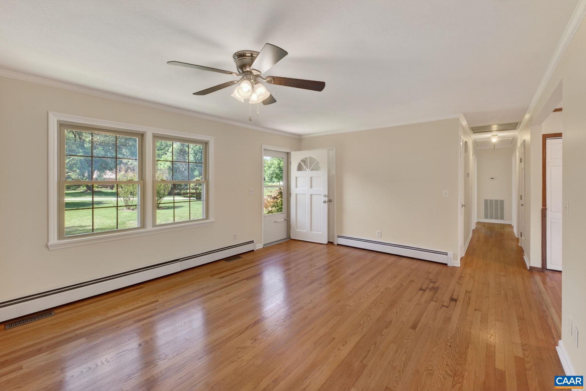 18 WINDY ACRES CIR