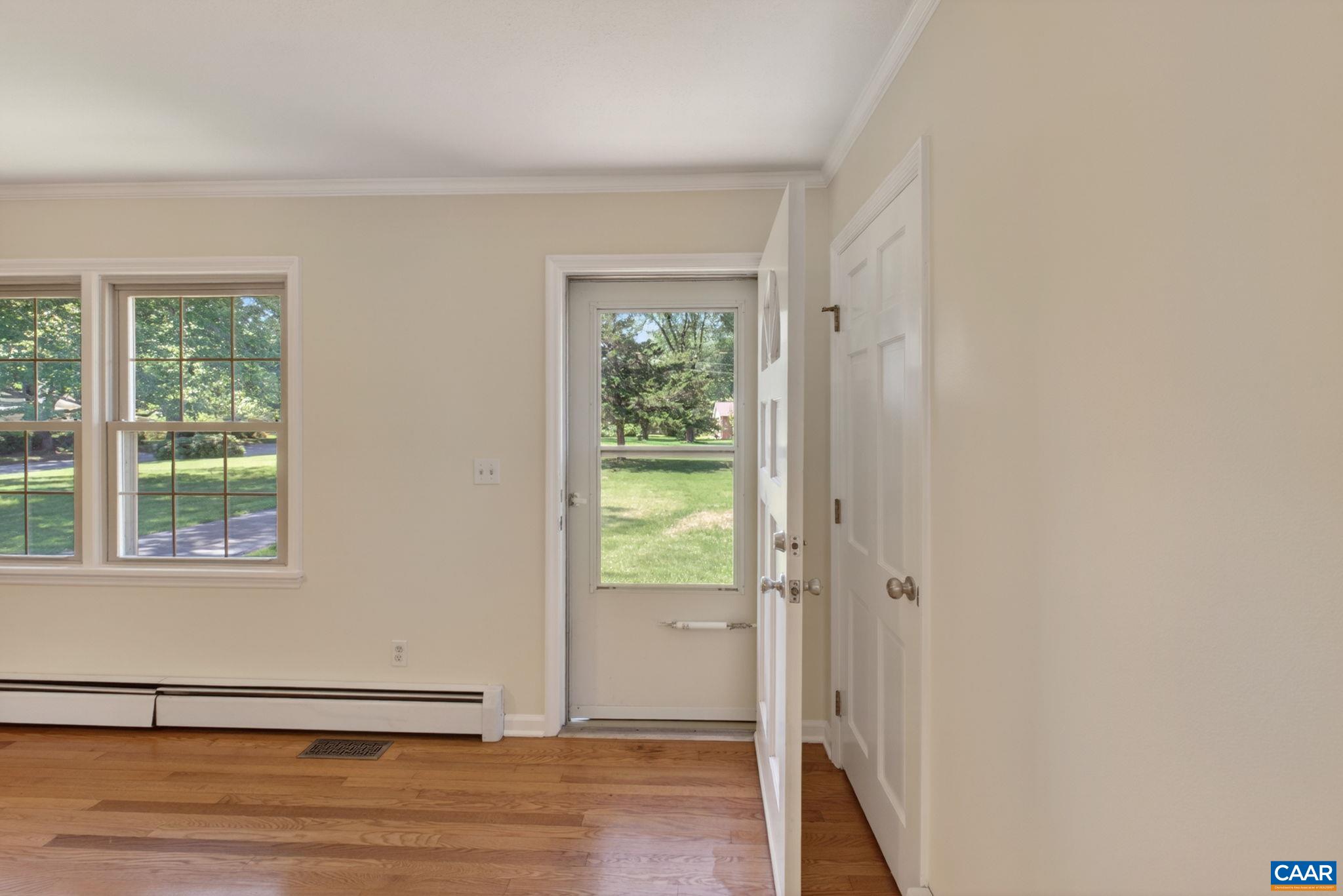 18 WINDY ACRES CIR