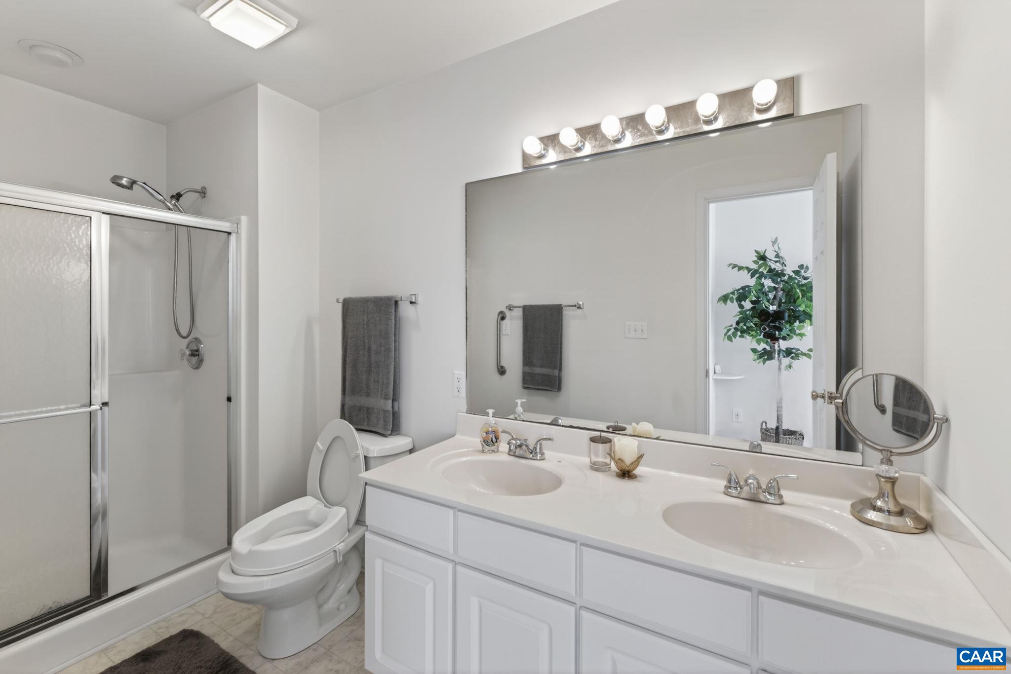 42 CLIFTWOOD RD