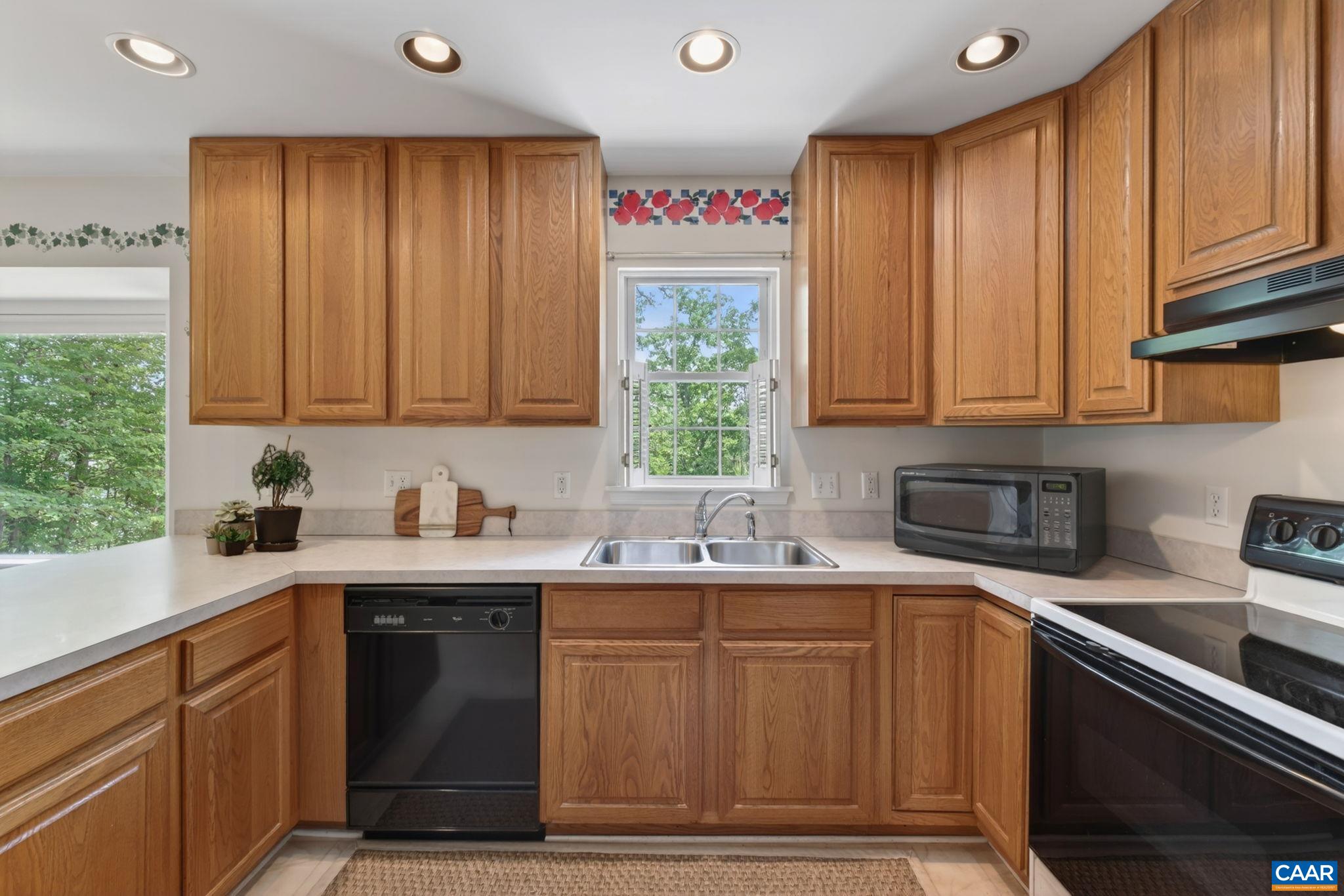 42 CLIFTWOOD RD