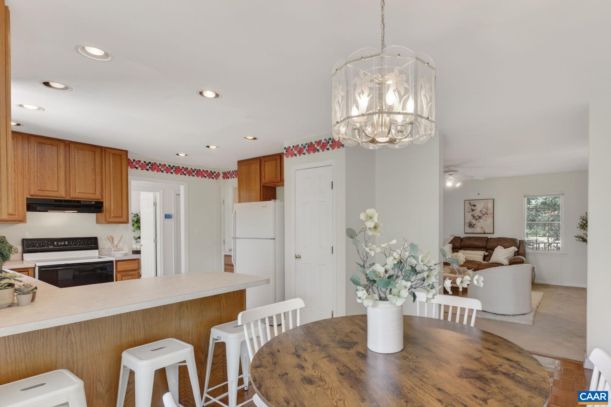 42 CLIFTWOOD RD