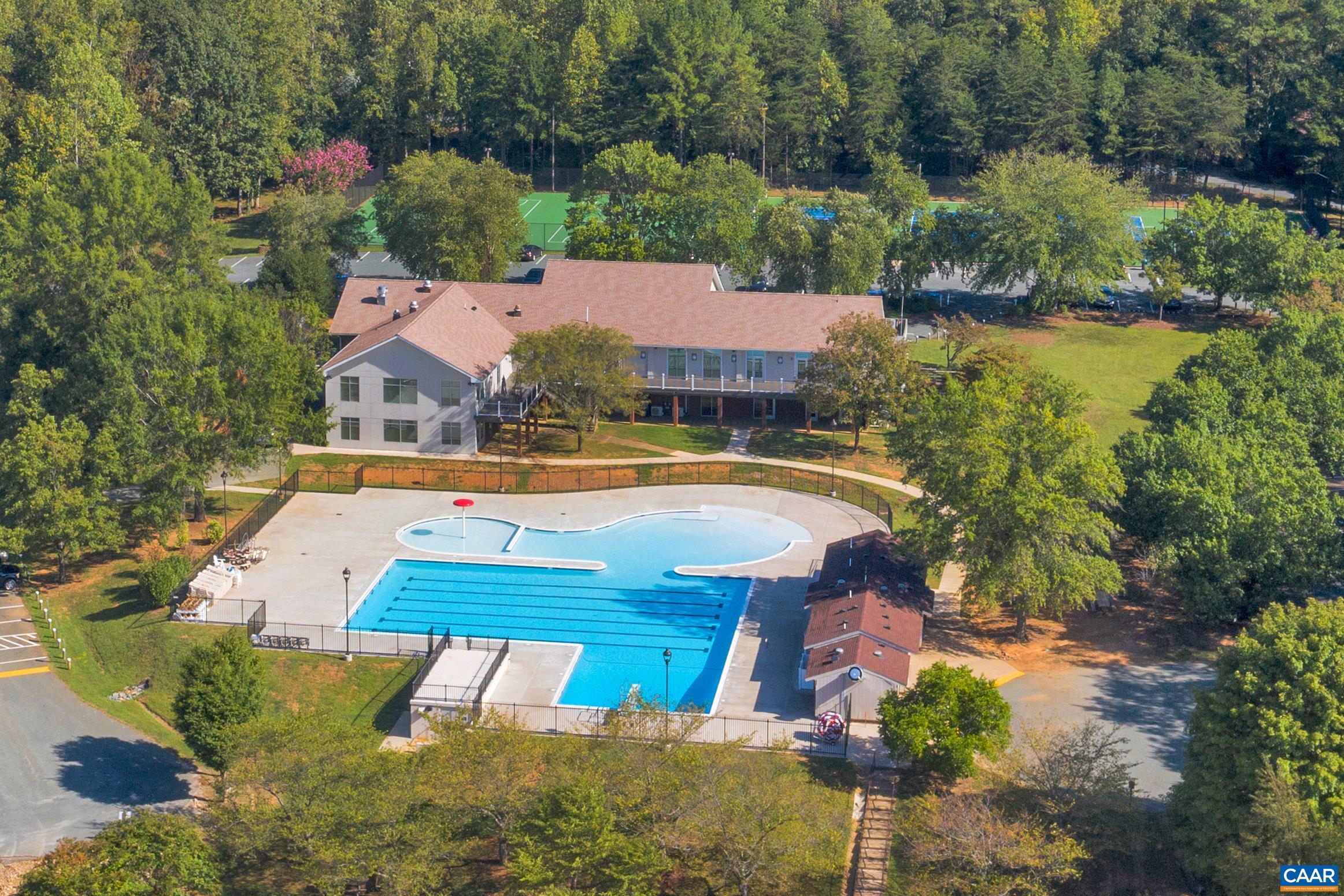 42 CLIFTWOOD RD