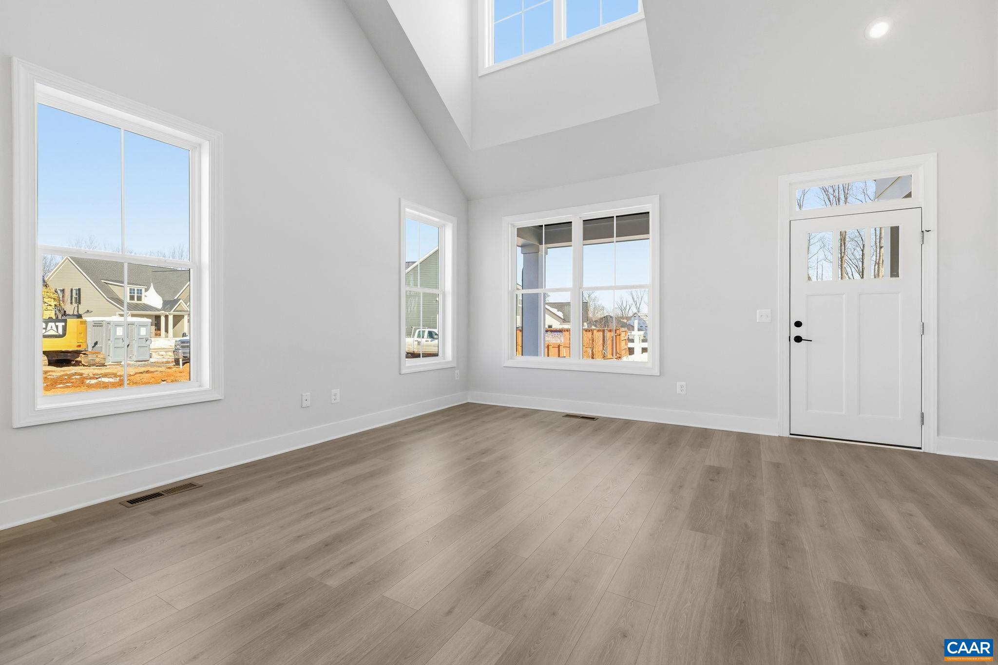 22E WARDELL CREST