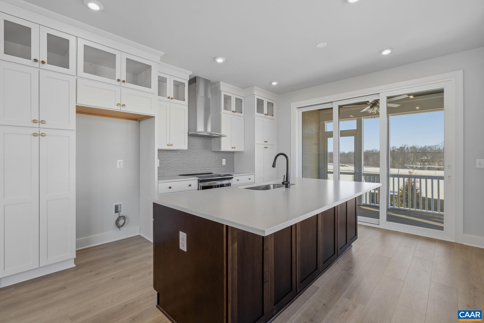 22E WARDELL CREST