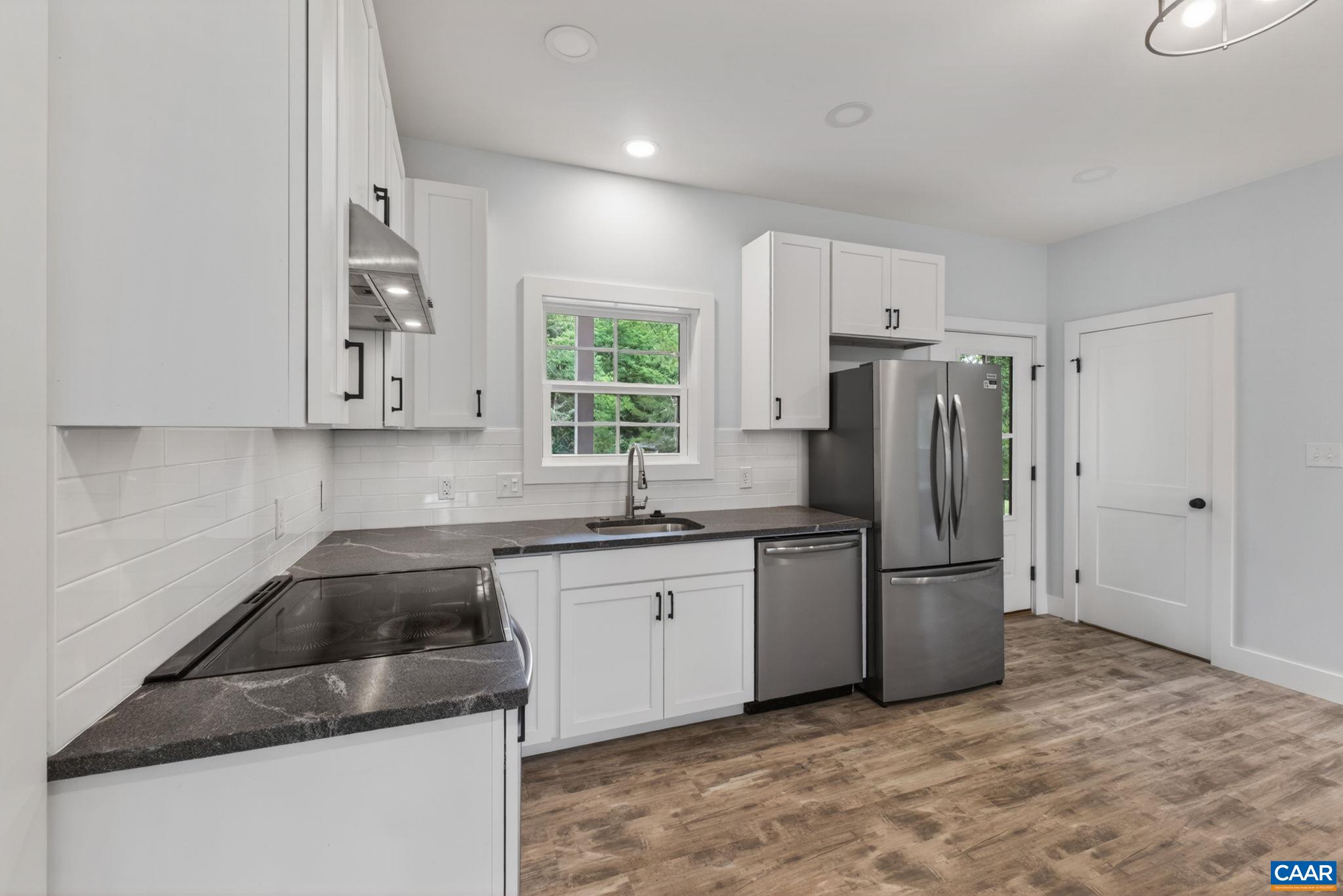 224 TURKEY RIDGE RD