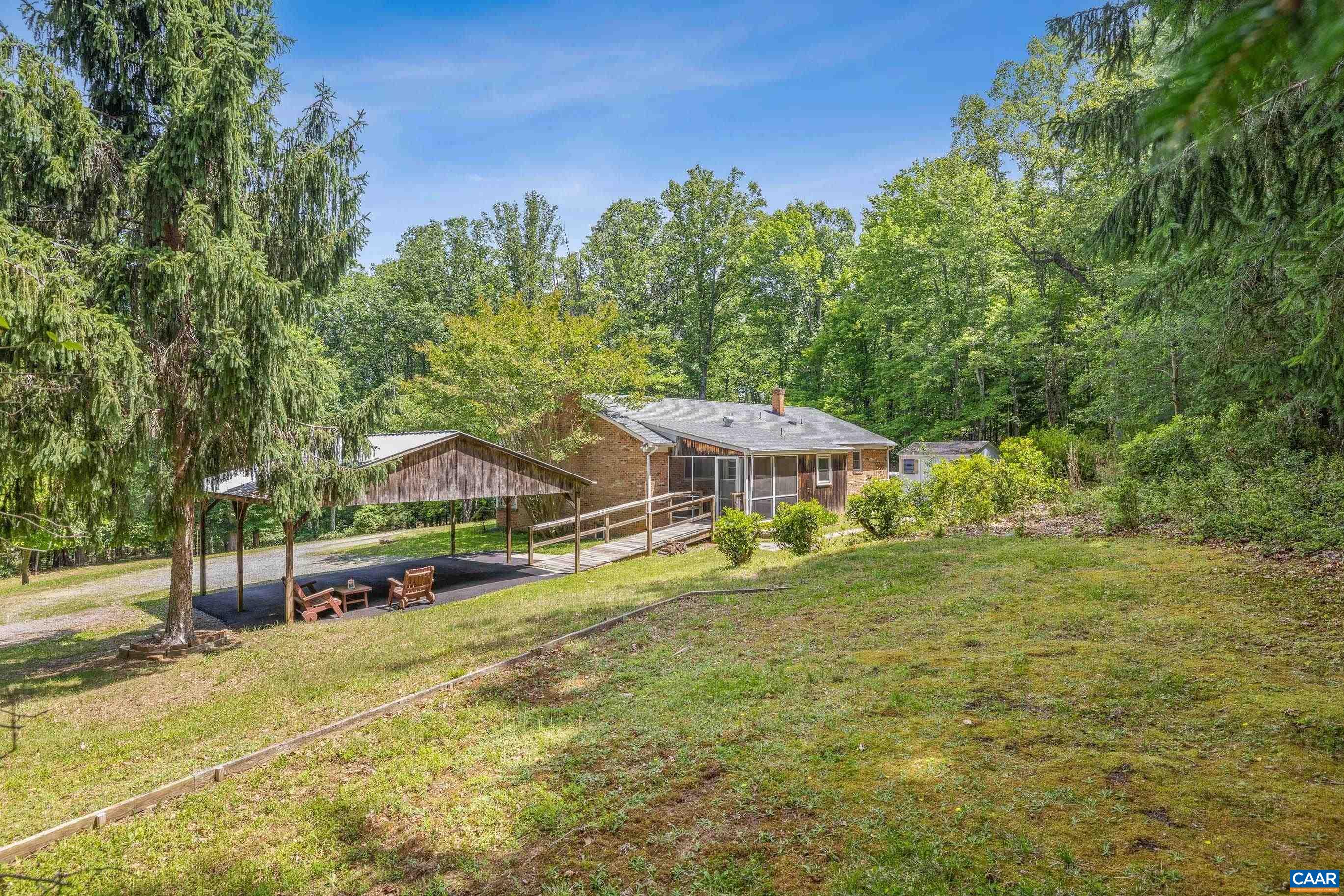5662 LAUREL RIDGE RD