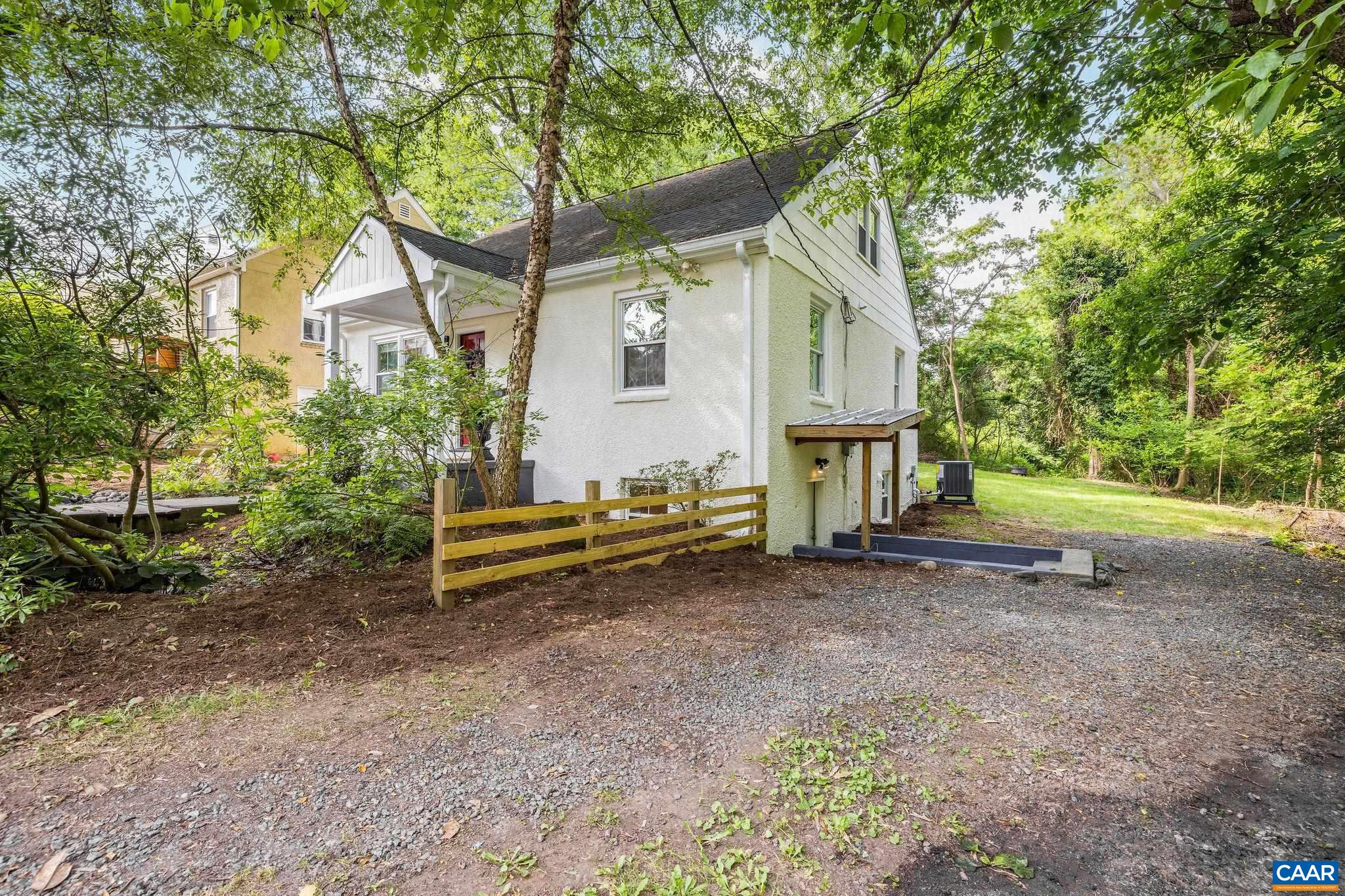 500 DRUID AVE