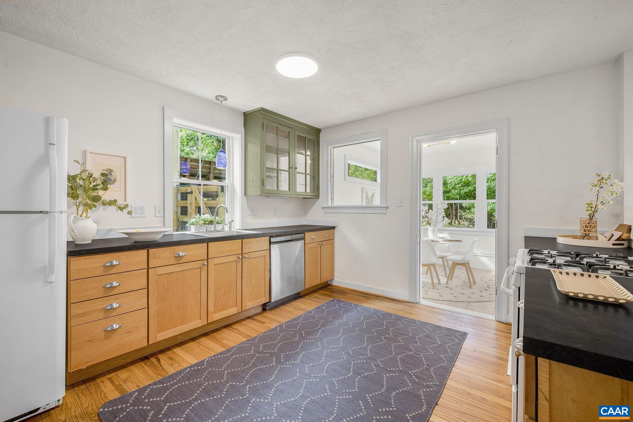 500 DRUID AVE