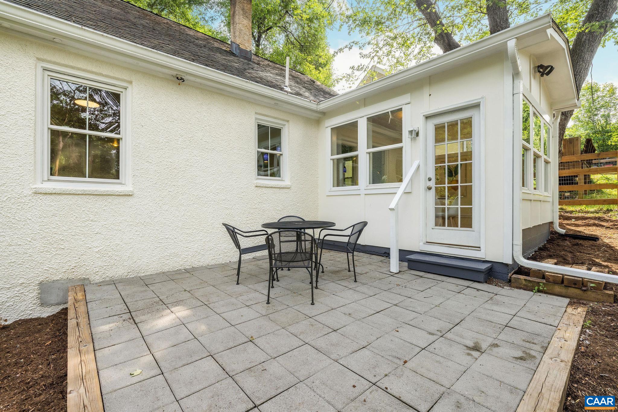 500 DRUID AVE