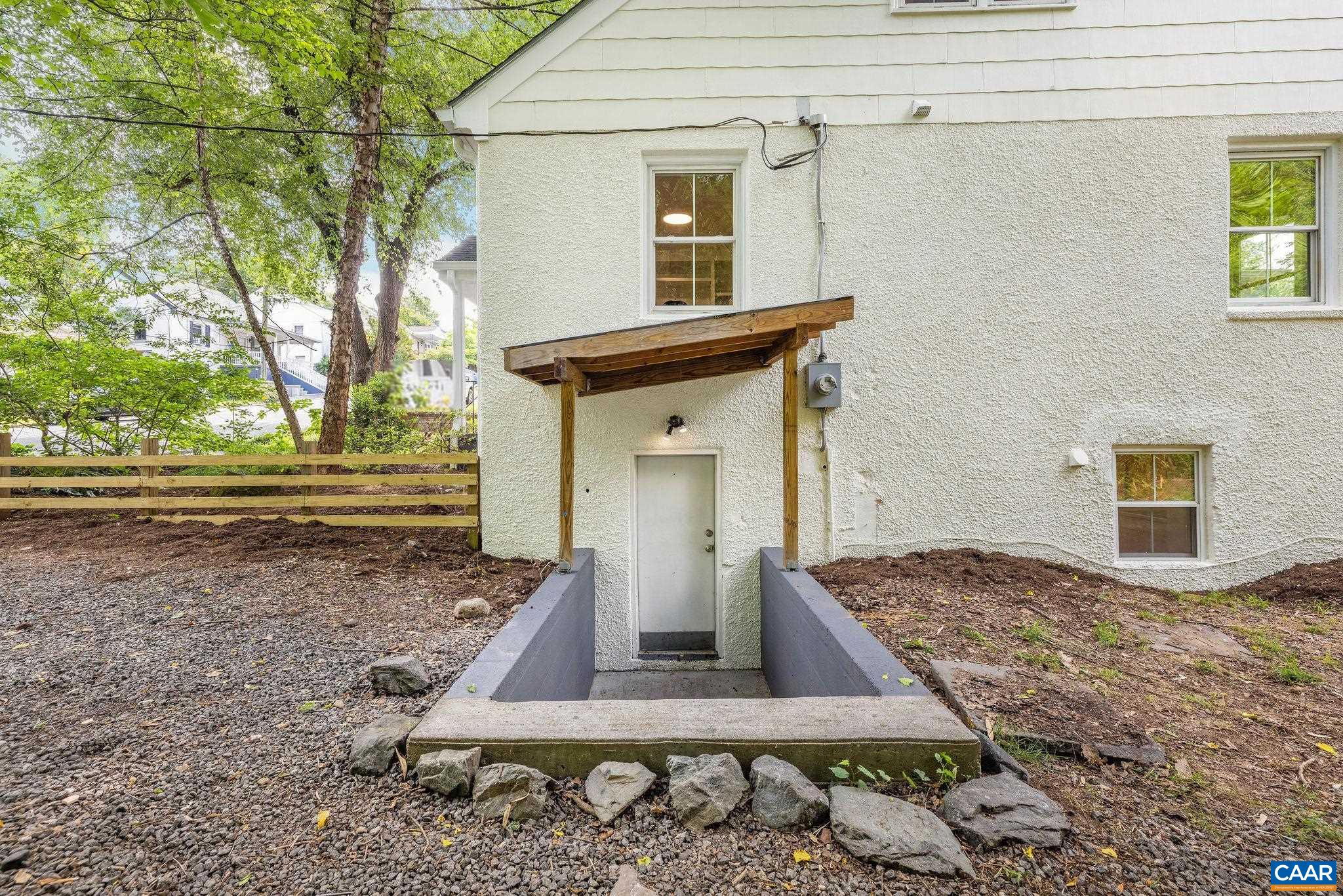 500 DRUID AVE