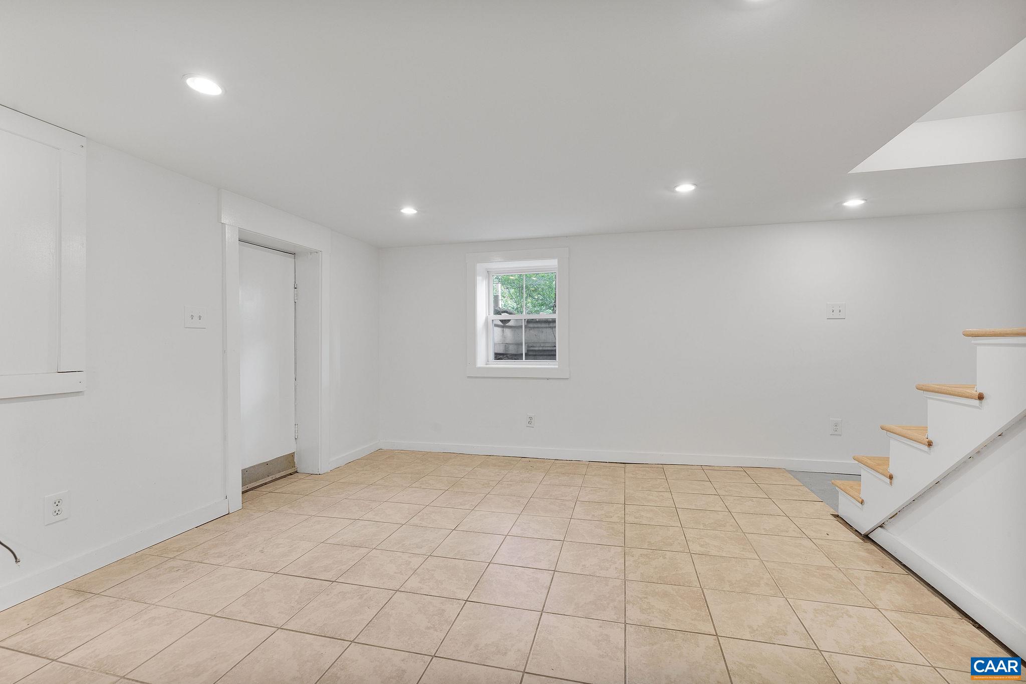 500 DRUID AVE
