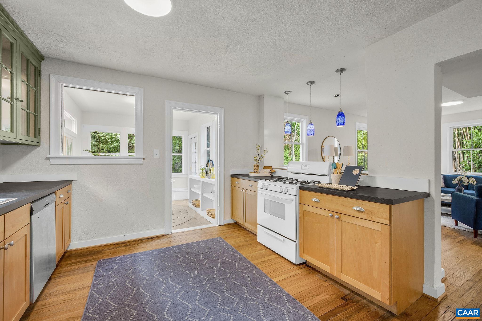 500 DRUID AVE