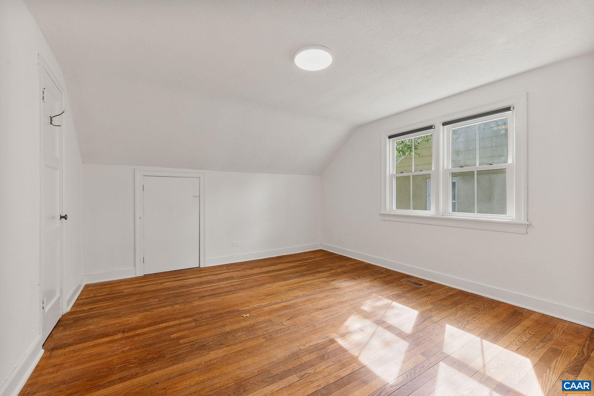 500 DRUID AVE