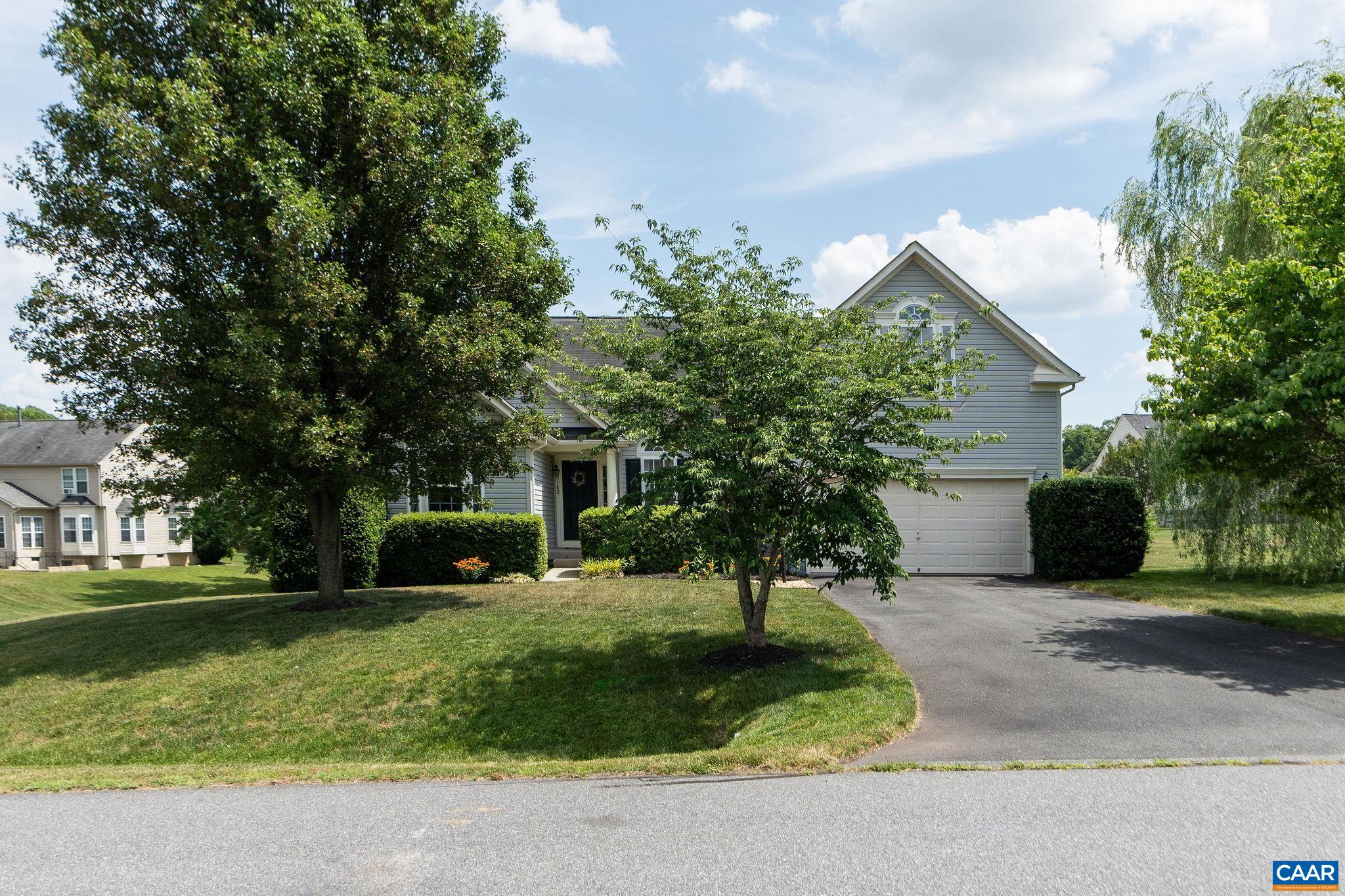 10182 SPRING DR
