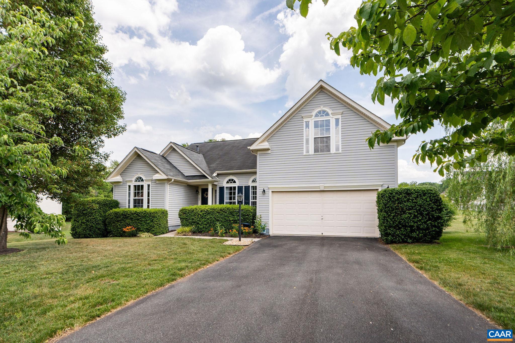 10182 SPRING DR