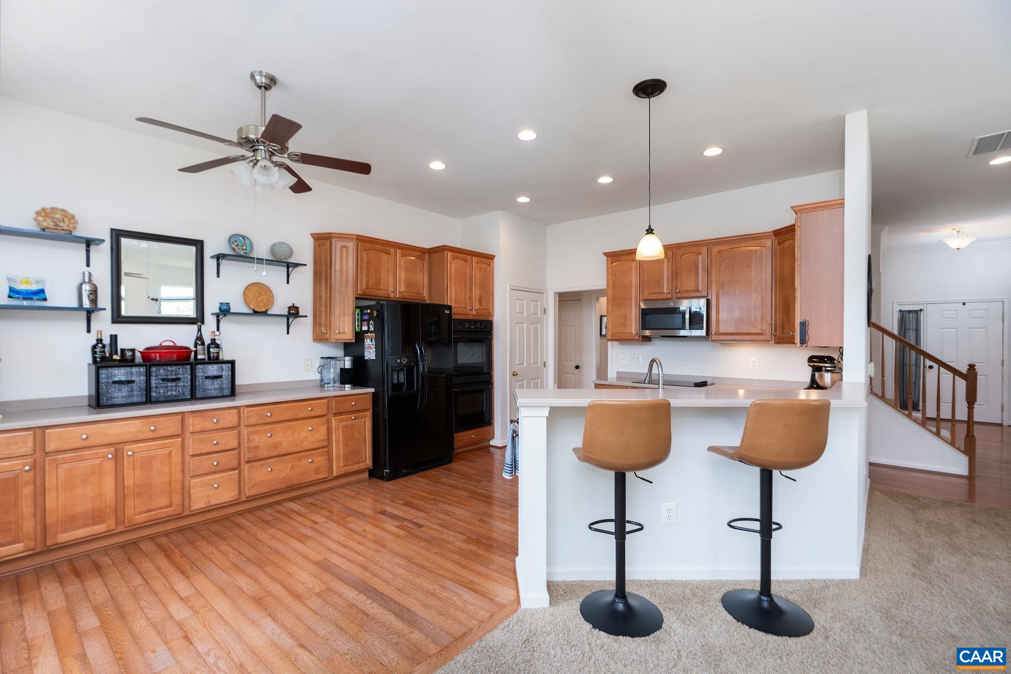 10182 SPRING DR