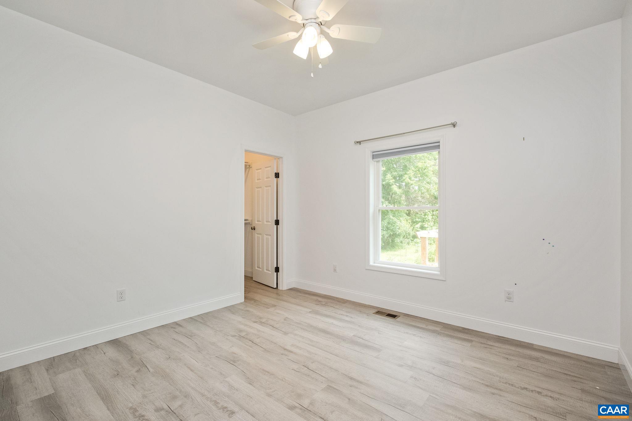 434 GREENE ACRES RD