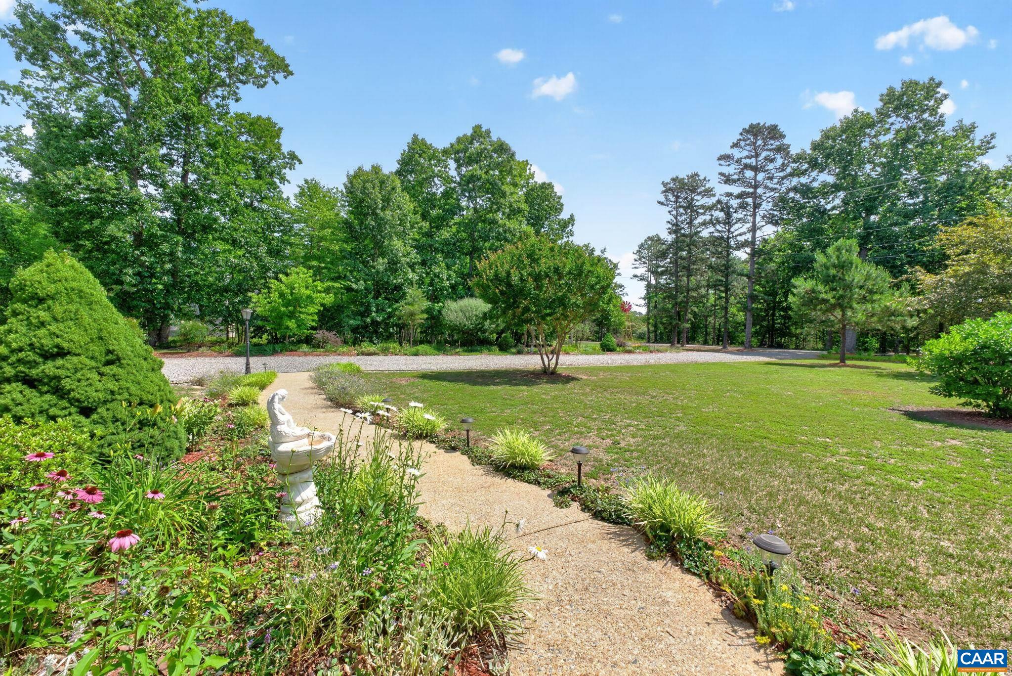3219 S SPOTSWOOD TRL