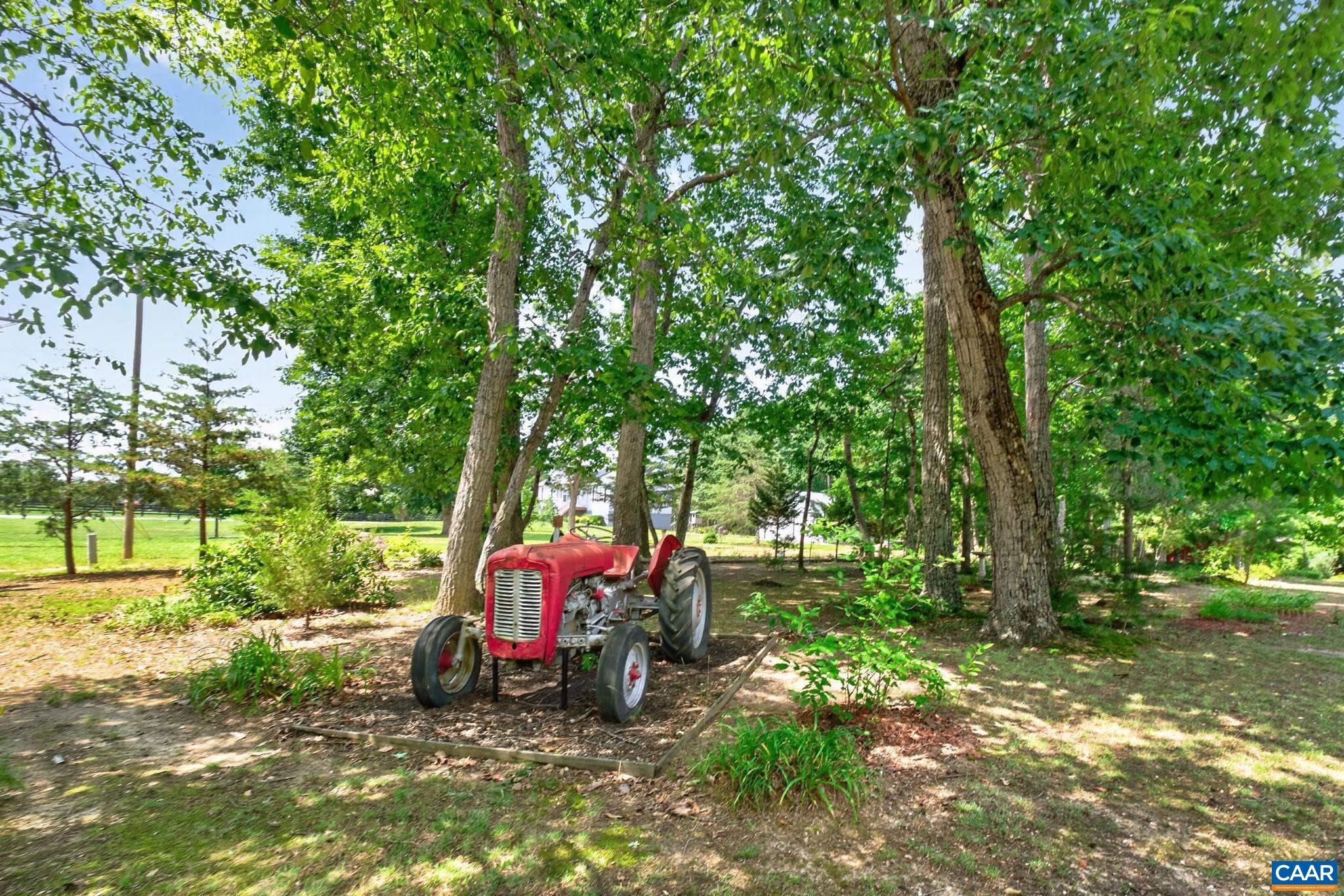 3219 S SPOTSWOOD TRL