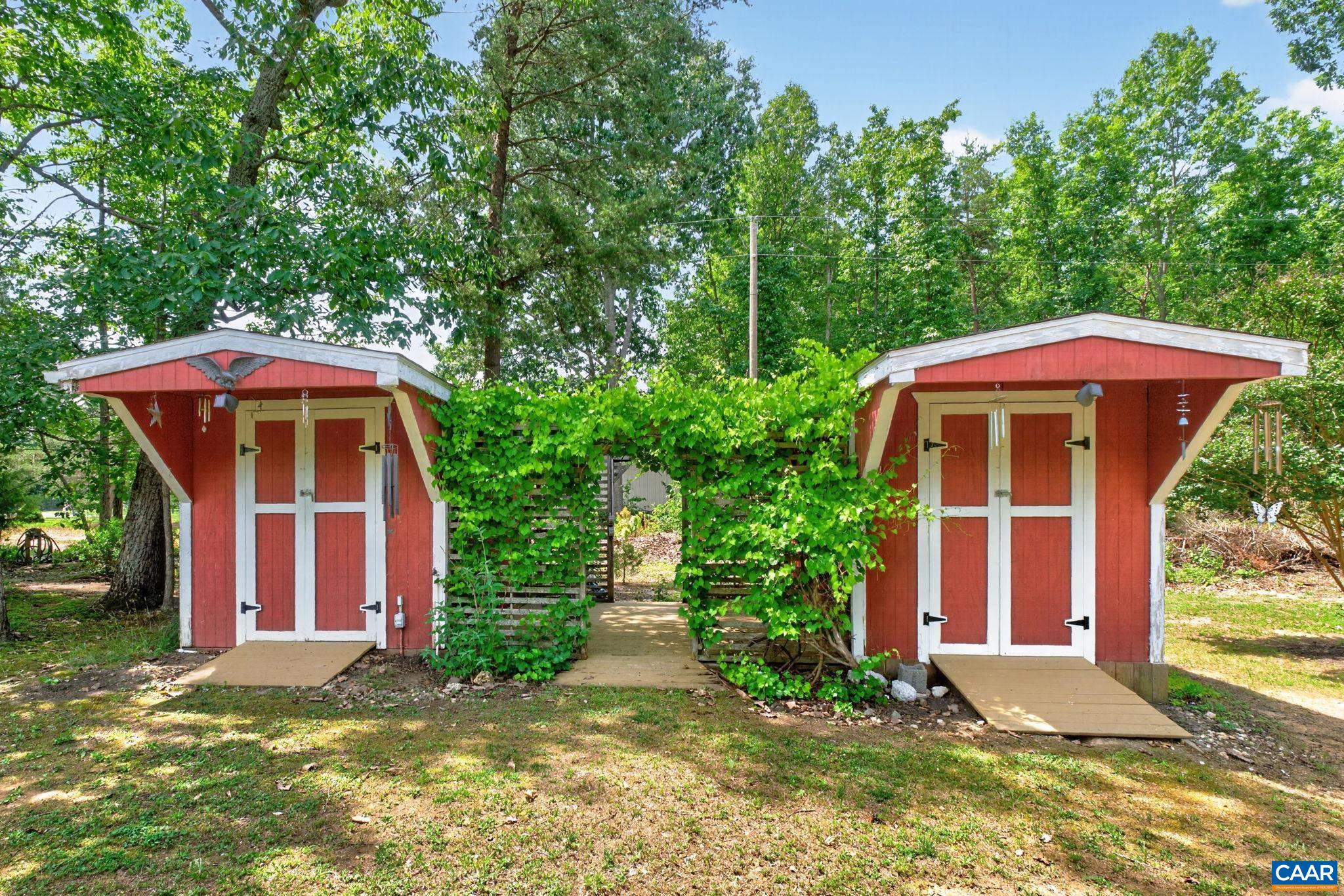 3219 S SPOTSWOOD TRL