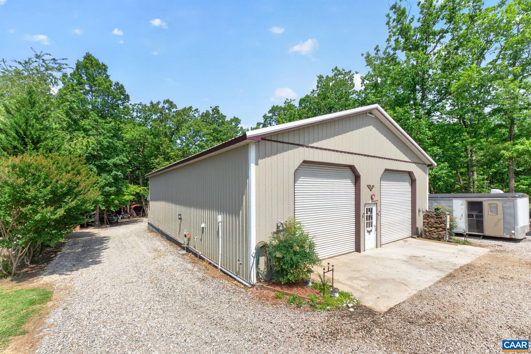 3219 S SPOTSWOOD TRL