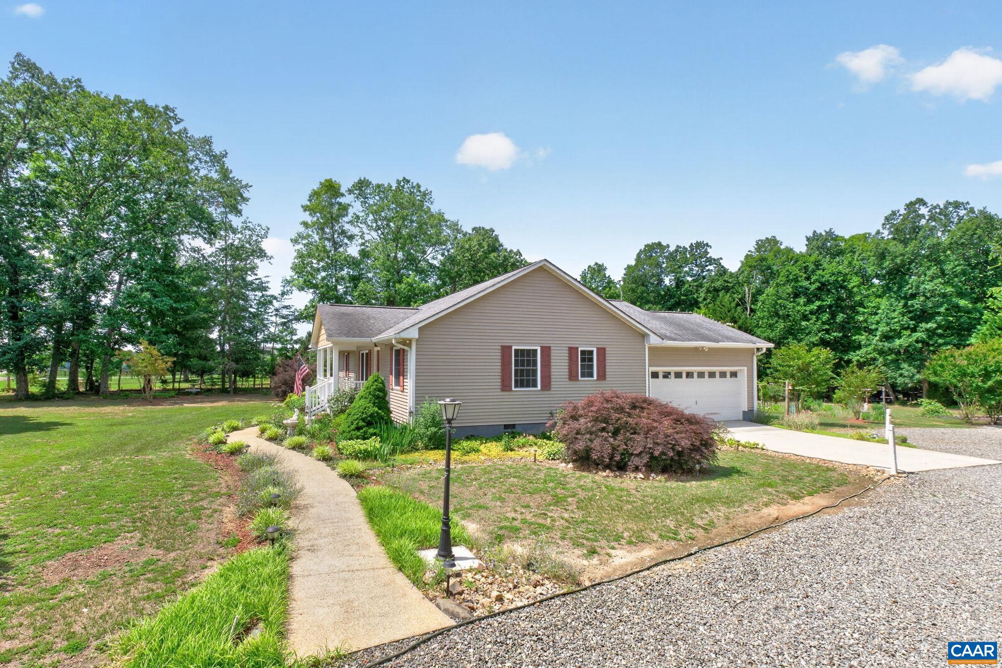 3219 S SPOTSWOOD TRL
