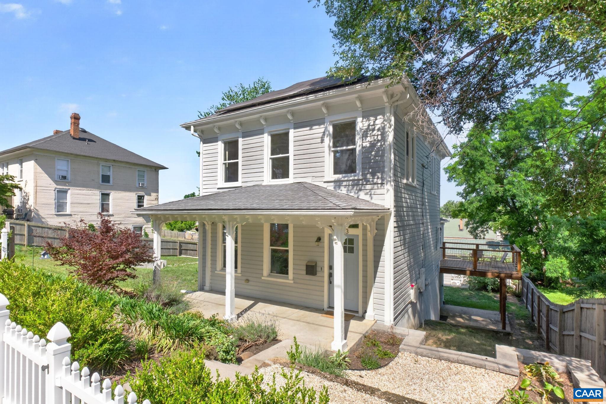 433 N WINCHESTER AVE