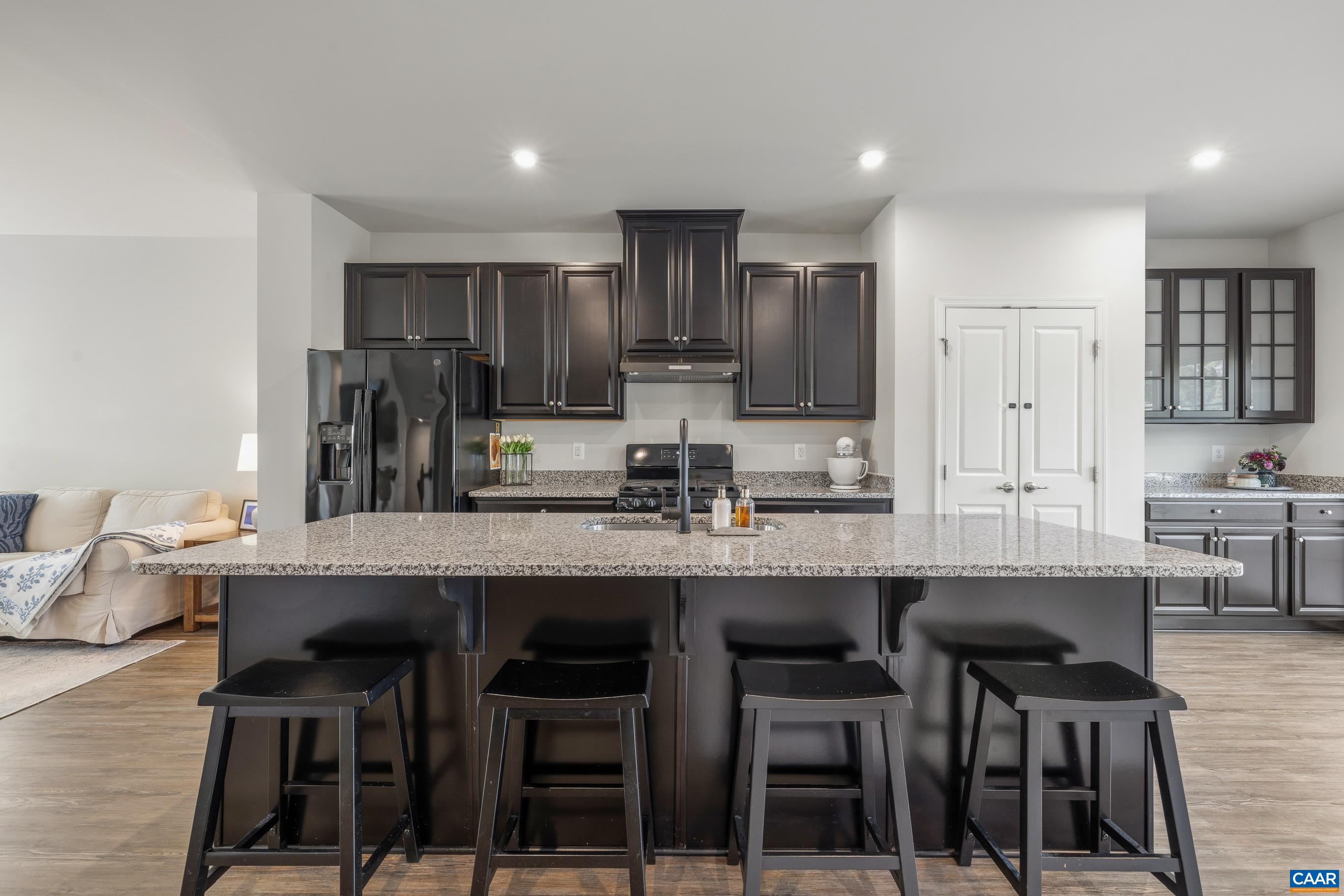 2148 ELM TREE CT