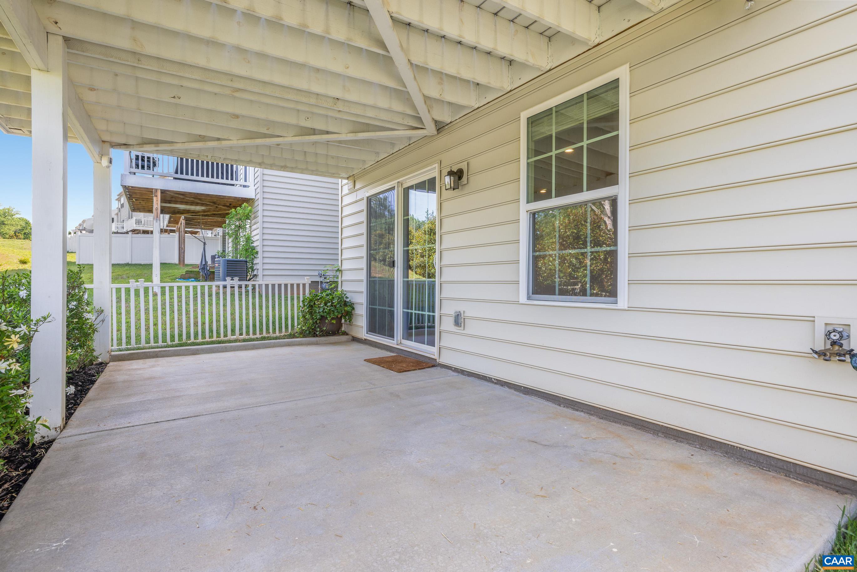 2148 ELM TREE CT