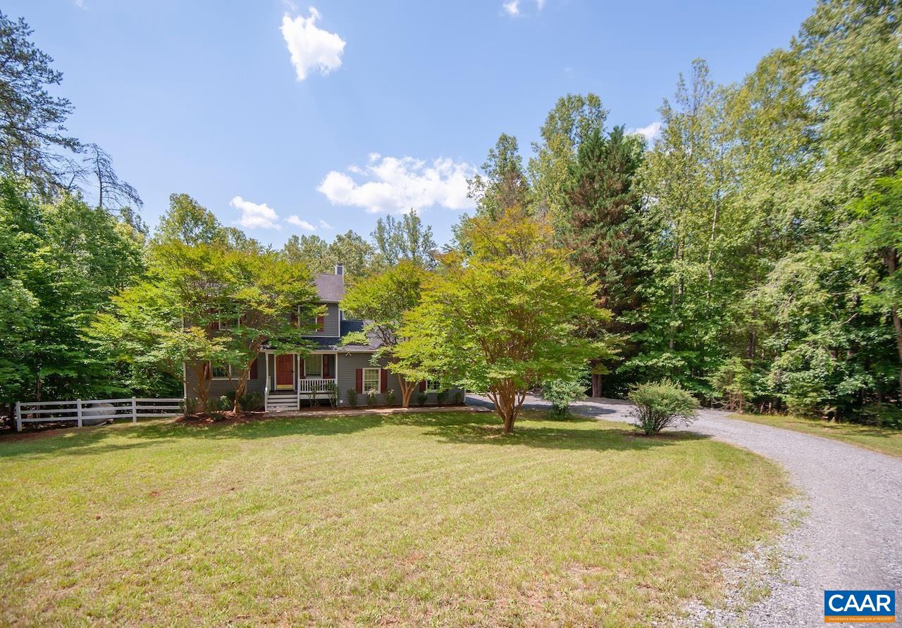 459 LAKELAND LN