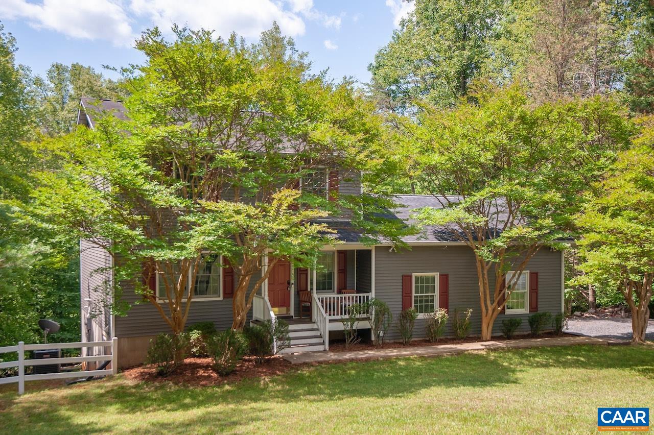 459 LAKELAND LN