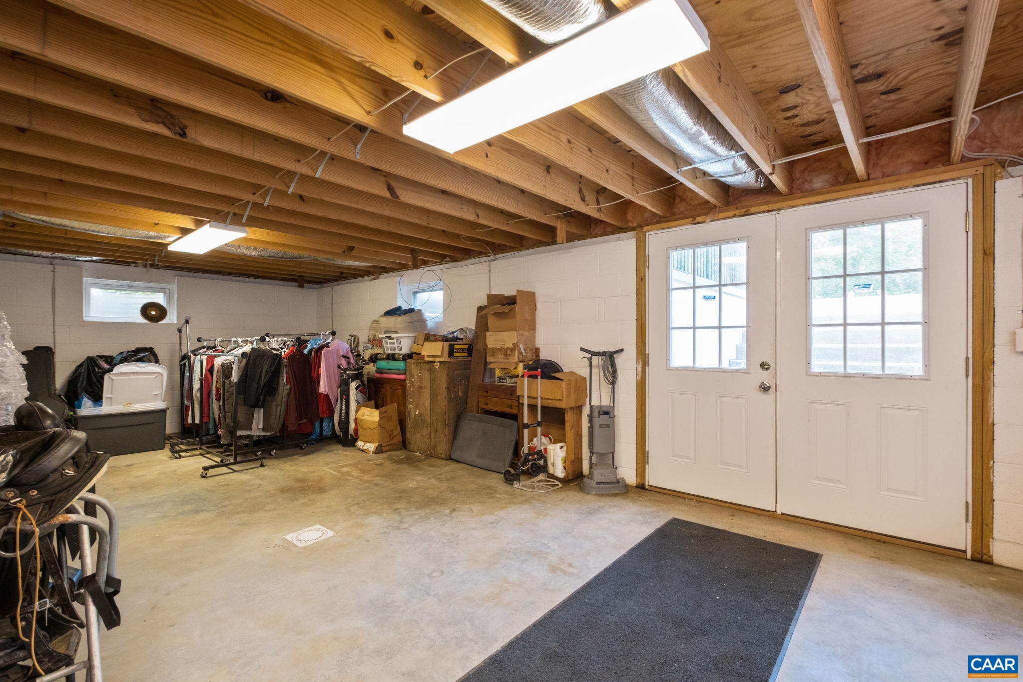 295 FAIRGROUND RD