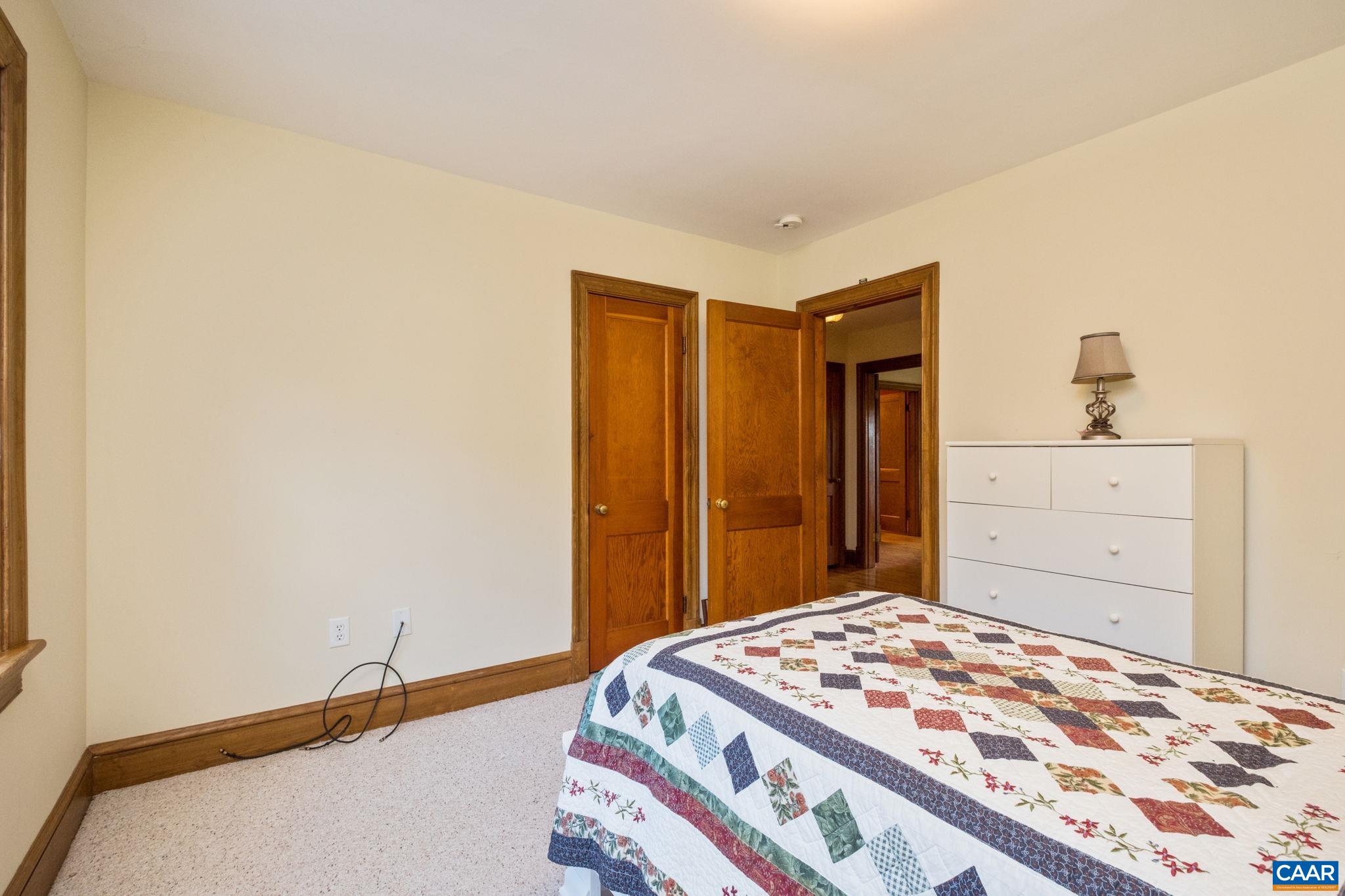 295 FAIRGROUND RD